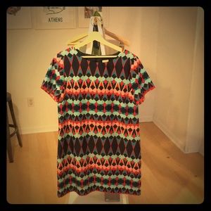 Never worn, print shift.